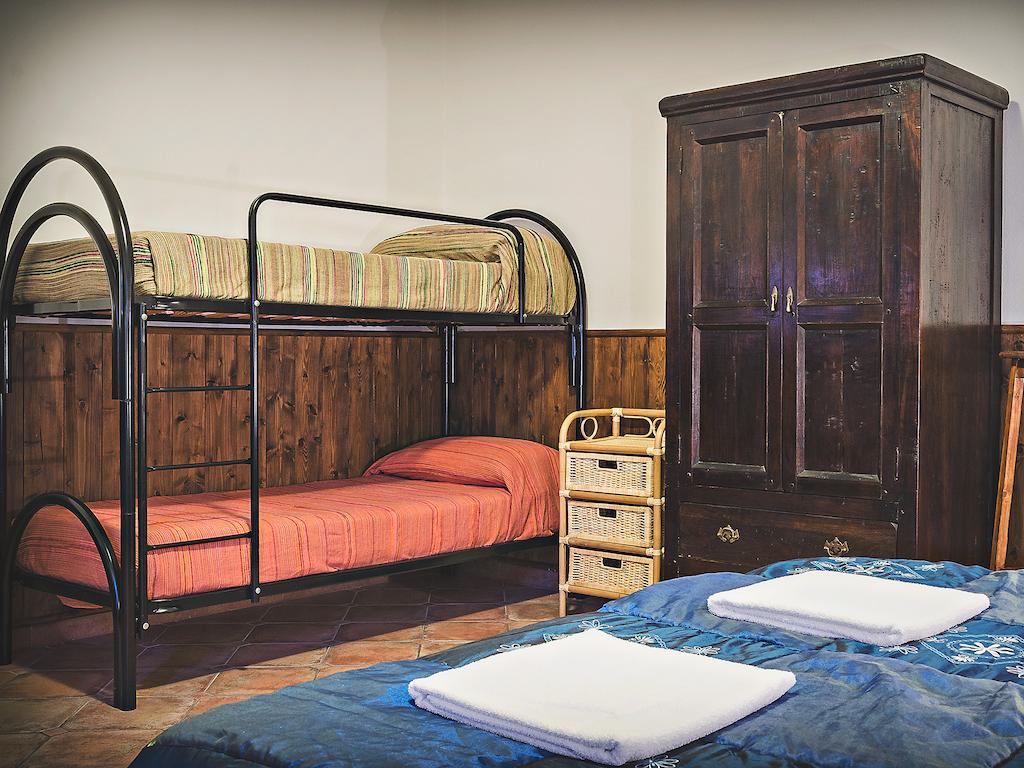 Bed And Breakfast Ichnos Cala Gonone Room photo