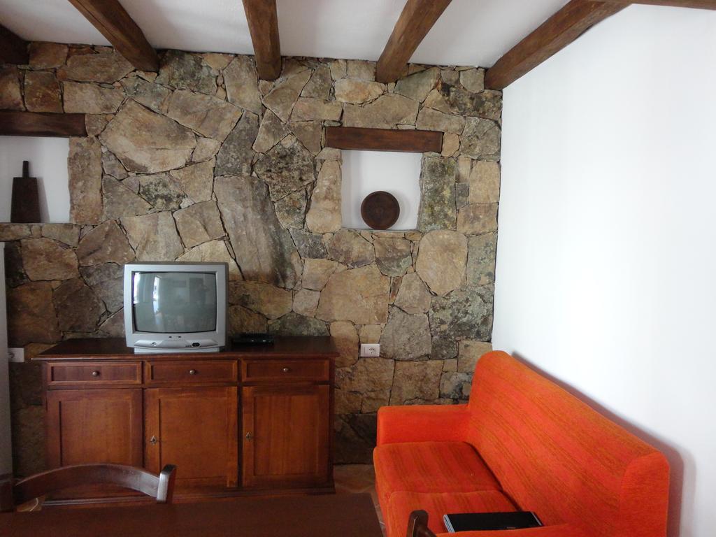 Bed And Breakfast Ichnos Cala Gonone Exterior photo