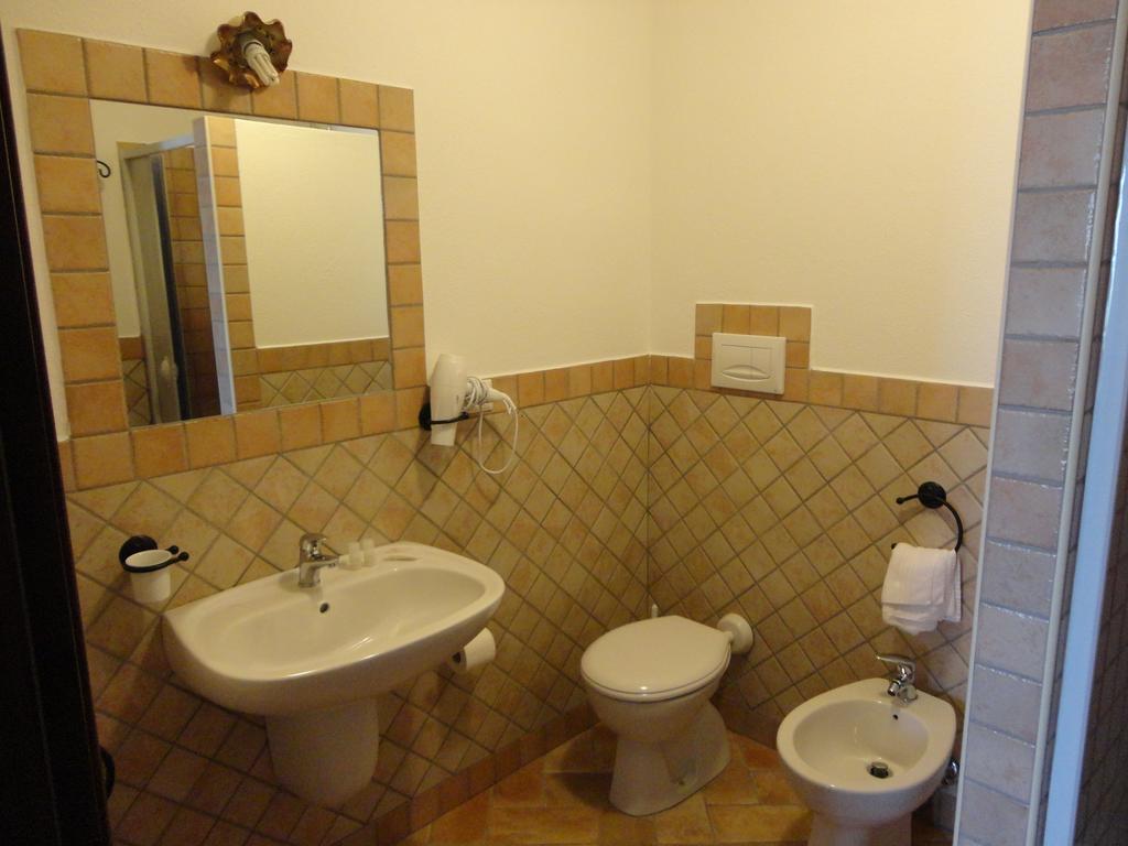 Bed And Breakfast Ichnos Cala Gonone Exterior photo